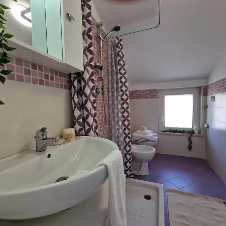 New☆☆☆☆☆ Comfort A 250m Dal Mare -vle Repubblica Apartment